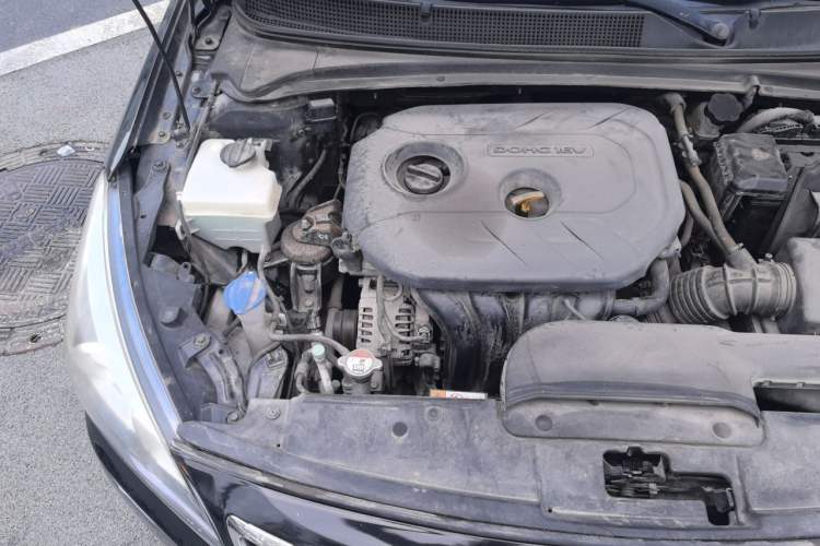 Used Hyundai Mistra 2014 1.8L Automatic Deluxe DLX Model Engine Bay Right