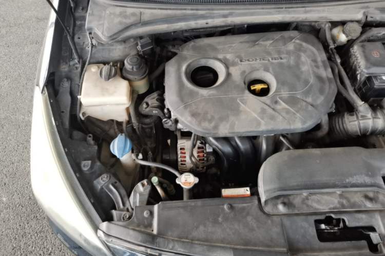 Used Hyundai Mistra 2014 1.8L Automatic Smart GLS Engine Bay Right