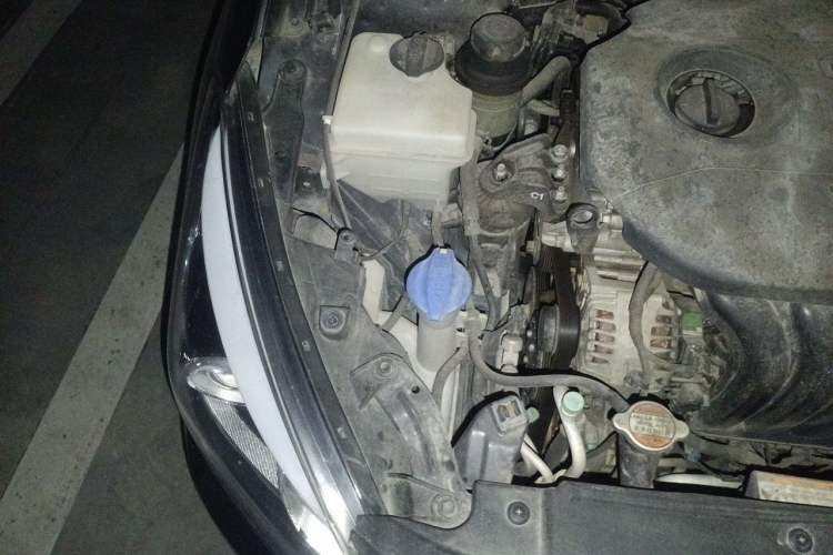 Used Hyundai Mistra 2014 1.8L Automatic Smart GLS Engine Bay Right