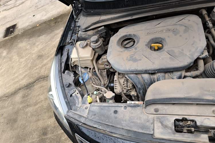Used Hyundai Mistra 2014 1.8L Automatic Smart GLS Engine Bay Right
