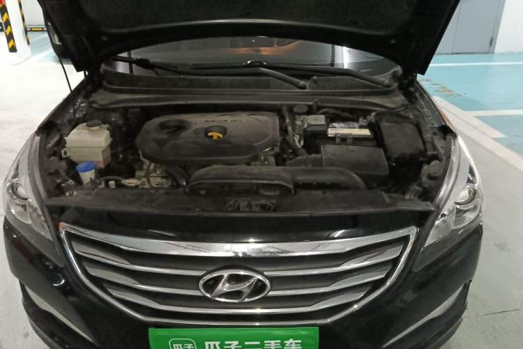 Used Hyundai Mistra 2014 1.8L Automatic Deluxe DLX Model Engine Bay