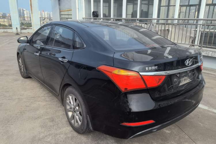 Used Hyundai Mistra 2014 1.8L Automatic Smart GLS Exterior 2