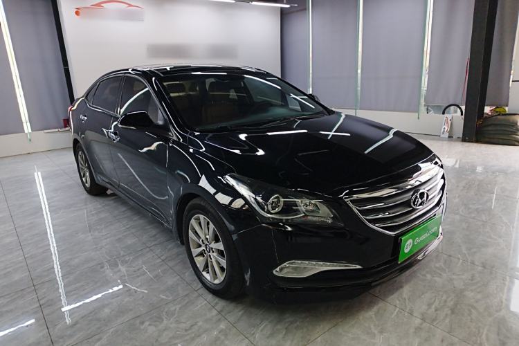 Used Hyundai Mistra 2014 1.8L Automatic Smart GLS Front Right 45 Deg