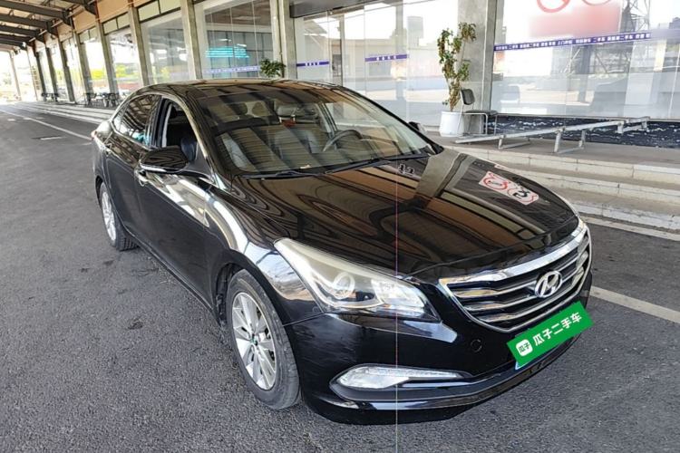 Used Hyundai Mistra 2014 1.8L Automatic Smart GLS Front Right 45 Deg