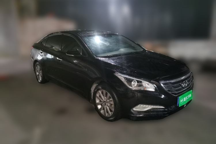 Used Hyundai Mistra 2014 1.8L Automatic Smart GLS Front Right 45 Deg