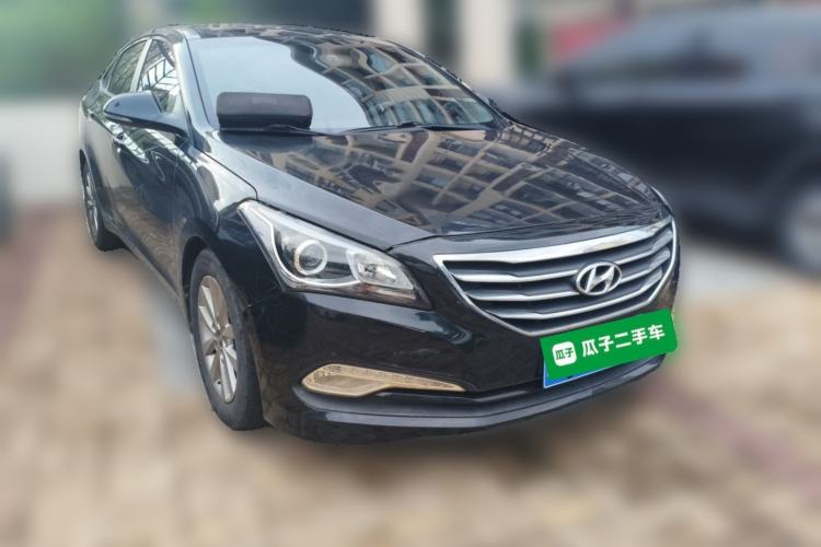 Used Hyundai Mistra 2014 1.8L Automatic Smart GLS Front Right 45 Deg