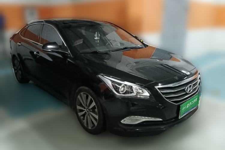 Used Hyundai Mistra 2014 1.8L Automatic Deluxe DLX Model Front Right 45 Deg