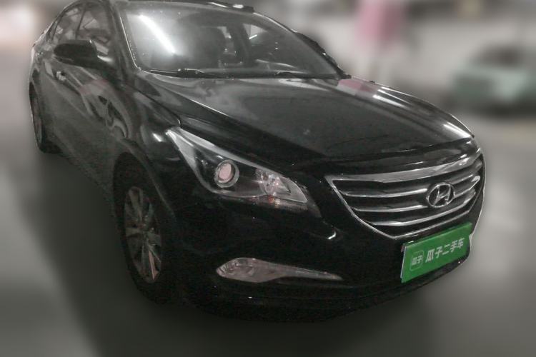 Used Hyundai Mistra 2014 1.8L Automatic Smart GLS Front Right 45 Deg