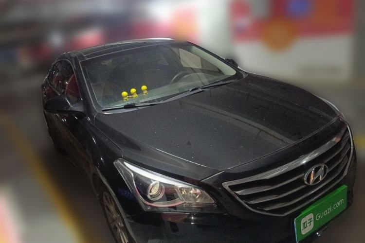 Used Hyundai Mistra 2014 1.8L Automatic Smart GLS Front Right 45 Deg