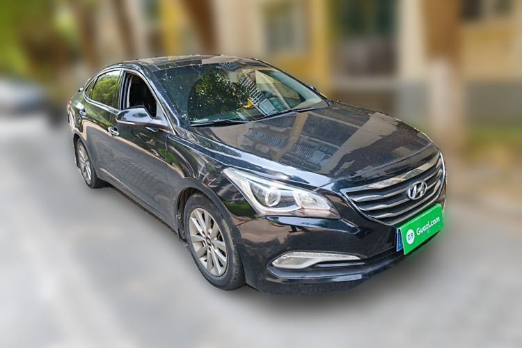 Used Hyundai Mistra 2014 1.8L Automatic Smart GLS Front Right 45 Deg