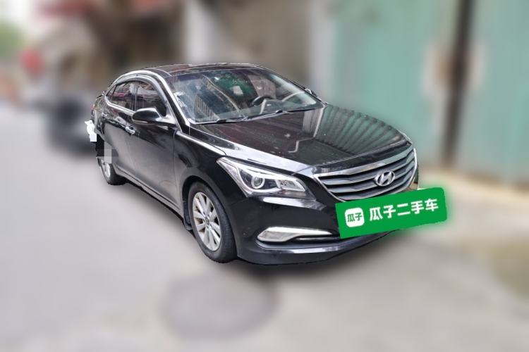 Used Hyundai Mistra 2014 1.8L Automatic Smart GLS Front Right 45 Deg