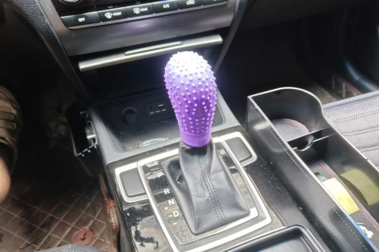 Used Hyundai Mistra 2014 1.8L Automatic Smart GLS Gear Lever