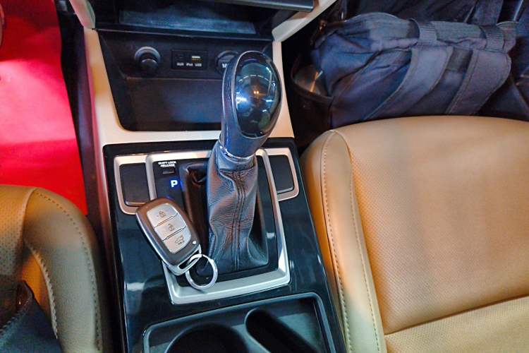 Used Hyundai Mistra 2014 1.8L Automatic Smart GLS Gear Lever