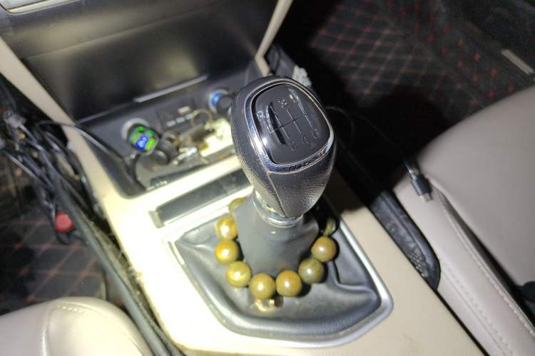 Used Hyundai Mistra 2014 1.8L Manual Comfort GL Model Gear Lever