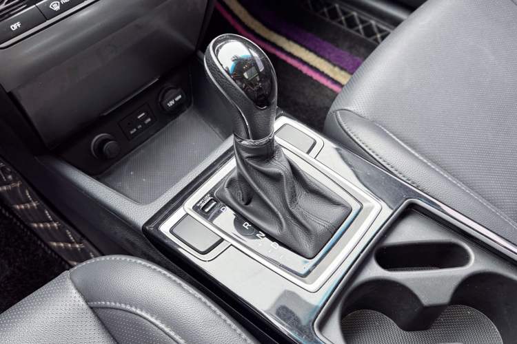 Used Hyundai Mistra 2014 1.8L Automatic Smart GLS Gear Lever