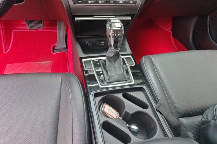 Used Hyundai Mistra 2014 1.8L Automatic Smart GLS Gear Lever