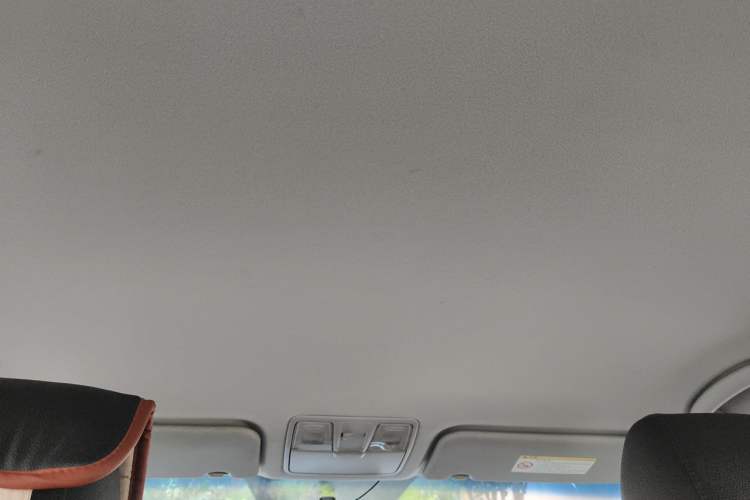 Used Hyundai Mistra 2014 1.8L Manual Comfort GL Model Headliner