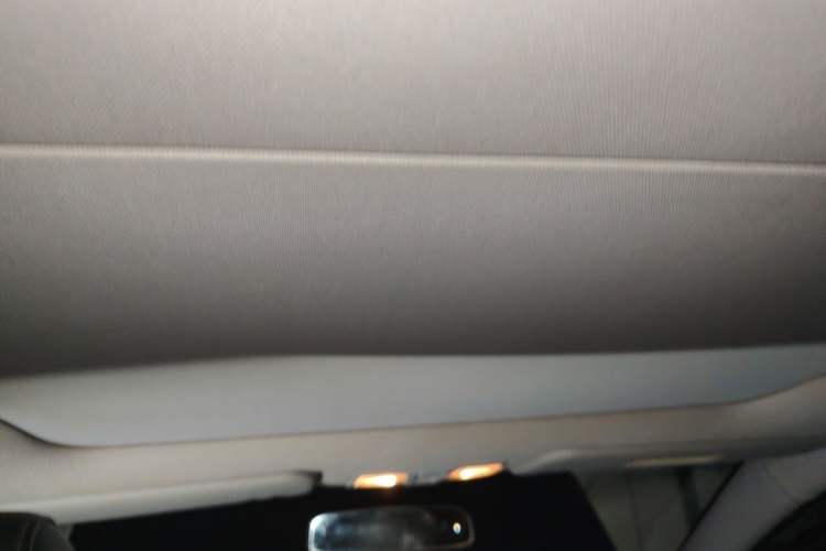 Used Hyundai Mistra 2014 1.8L Automatic Smart GLS Headliner