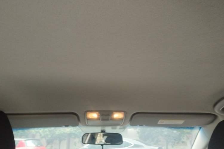 Used Hyundai Mistra 2014 1.8L Manual Comfort GL Model Headliner