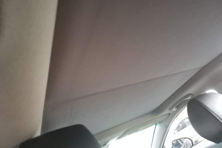 Used Hyundai Mistra 2014 1.8L Automatic Smart GLS Headliner