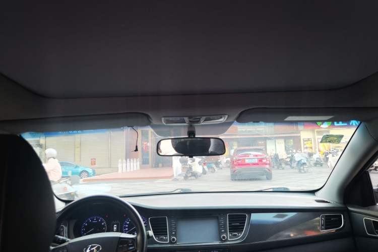 Used Hyundai Mistra 2014 1.8L Automatic Smart GLS Headliner
