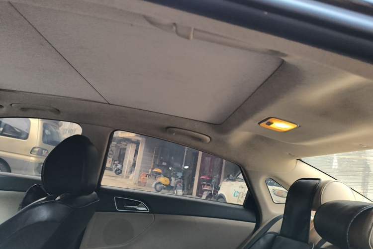 Used Hyundai Mistra 2014 1.8L Automatic Smart GLS Headliner