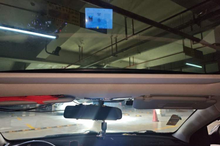 Used Hyundai Mistra 2014 1.8L Automatic Smart GLS Headliner