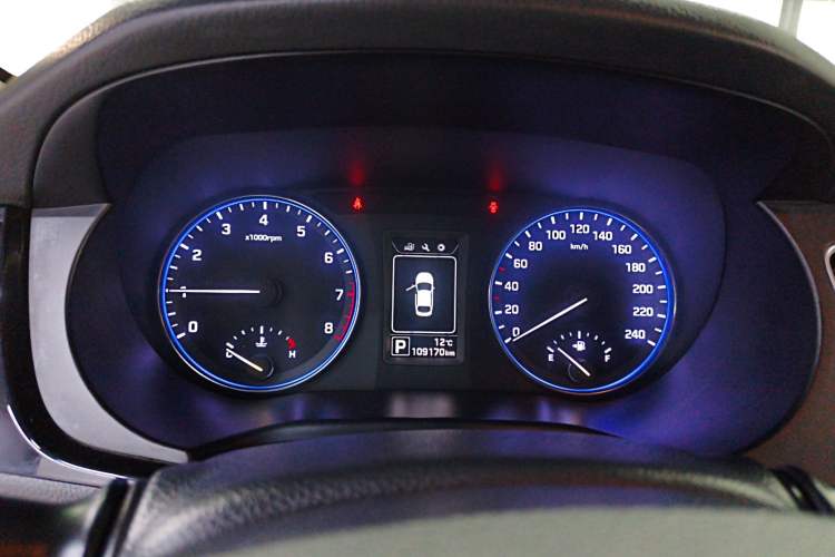 Used Hyundai Mistra 2014 1.8L Automatic Smart GLS Instrument Cluster