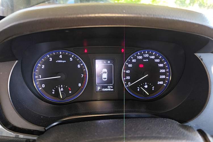 Used Hyundai Mistra 2014 1.8L Automatic Smart GLS Instrument Cluster
