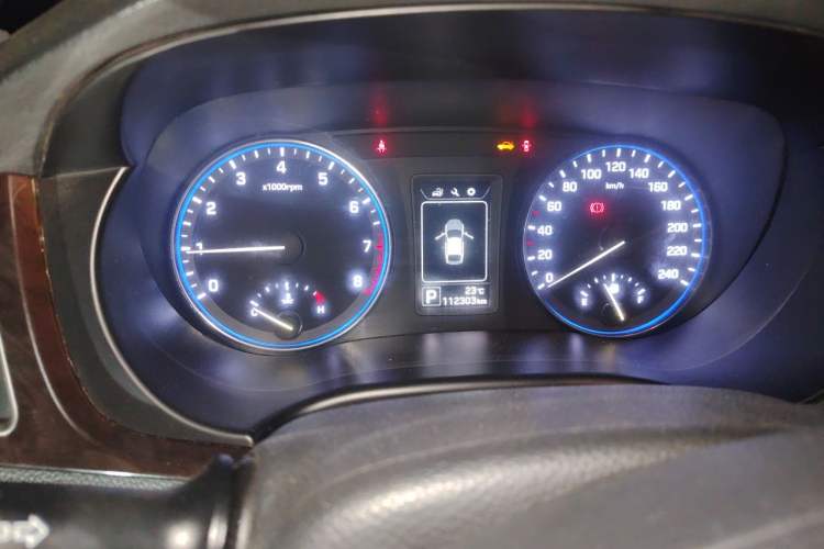 Used Hyundai Mistra 2014 1.8L Automatic Smart GLS Instrument Cluster