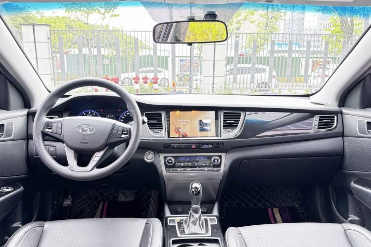 Used Hyundai Mistra 2014 1.8L Automatic Smart GLS Instrument Cluster