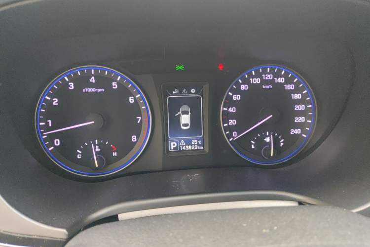 Used Hyundai Mistra 2014 1.8L Automatic Smart GLS Instrument Cluster