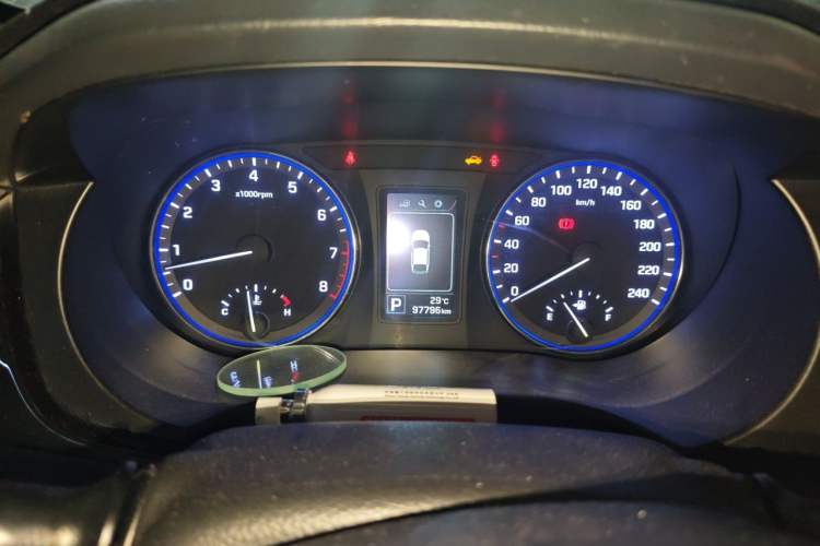 Used Hyundai Mistra 2014 1.8L Automatic Smart GLS Instrument Cluster