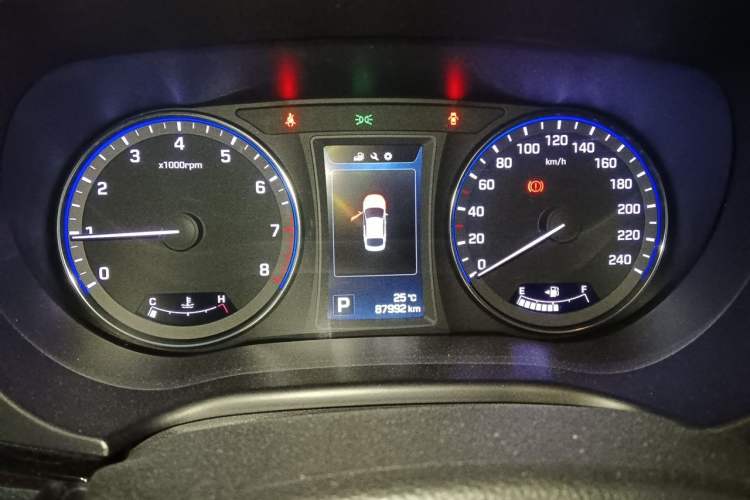Used Hyundai Mistra 2014 1.8L Automatic Deluxe DLX Model Instrument Cluster