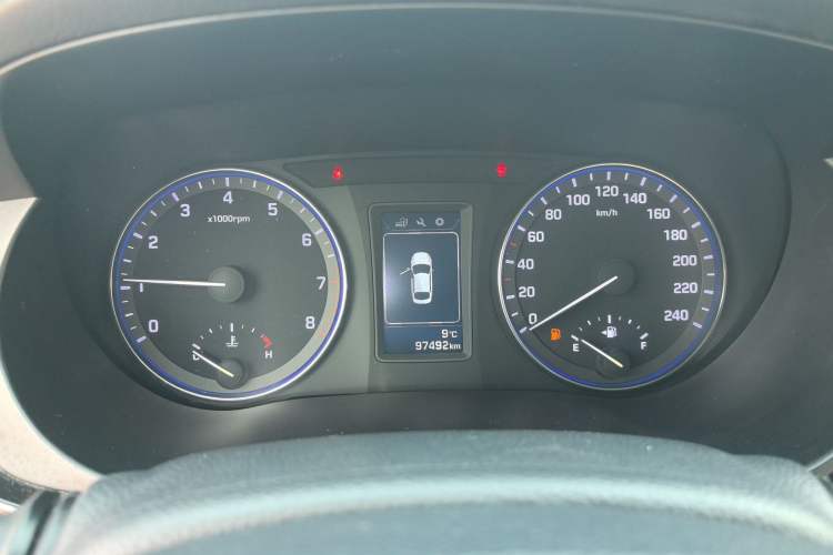 Used Hyundai Mistra 2014 1.8L Manual Comfort GL Model Instrument Cluster
