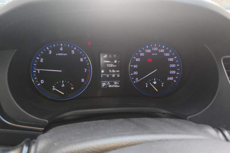 Used Hyundai Mistra 2014 1.8L Automatic Smart GLS Instrument Cluster