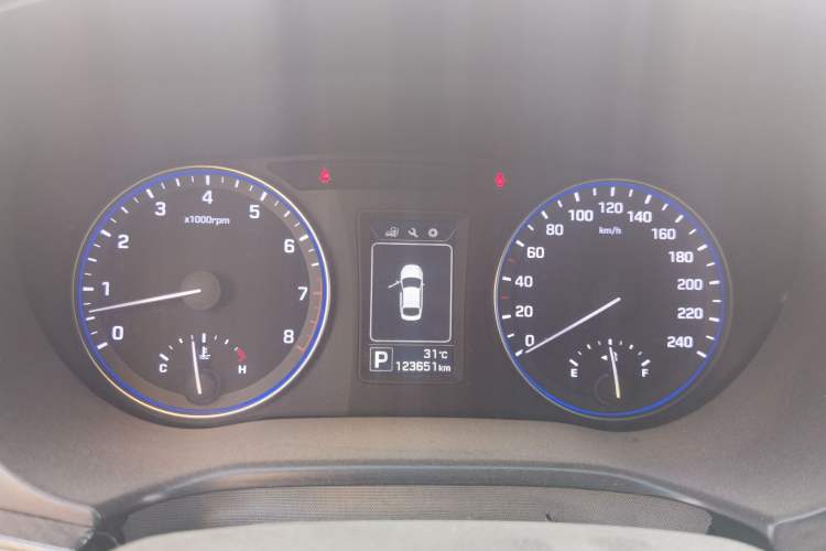 Used Hyundai Mistra 2014 1.8L Automatic Smart GLS Instrument Cluster