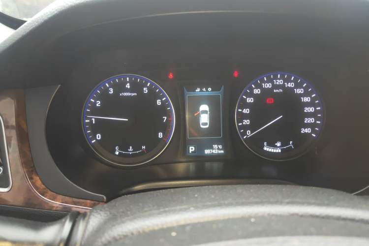 Used Hyundai Mistra 2014 1.8L Automatic Deluxe DLX Model Instrument Cluster