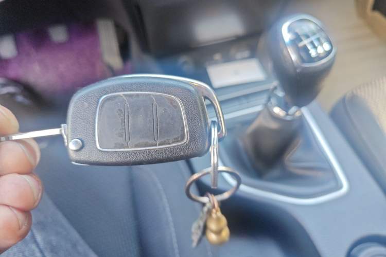 Used Hyundai Mistra 2014 1.8L Manual Comfort GL Model Interior 1