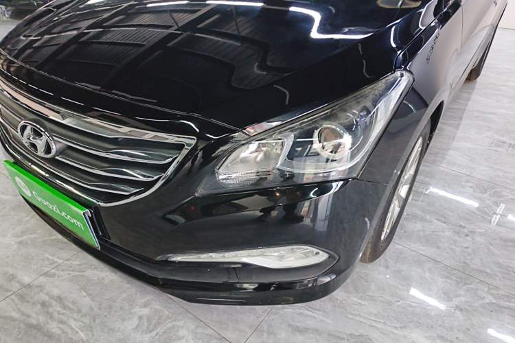 Used Hyundai Mistra 2014 1.8L Automatic Smart GLS Left Front Headlight