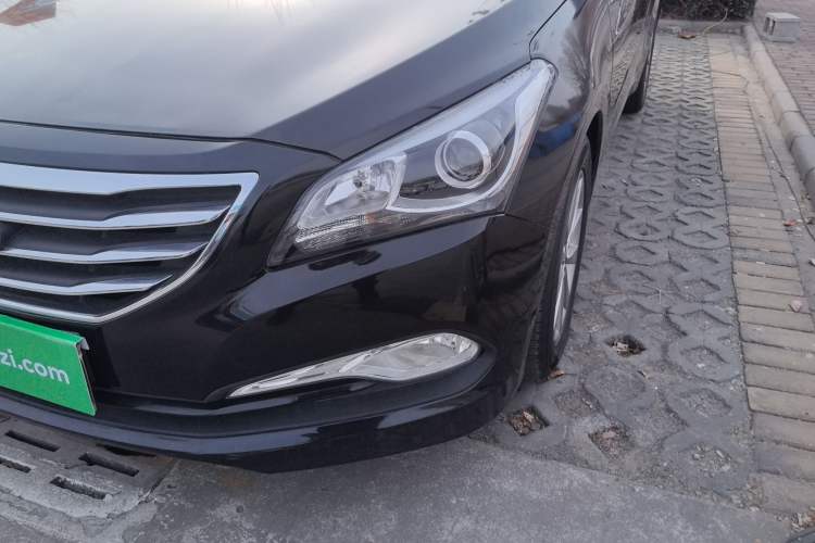 Used Hyundai Mistra 2014 1.8L Manual Comfort GL Model Left Front Headlight