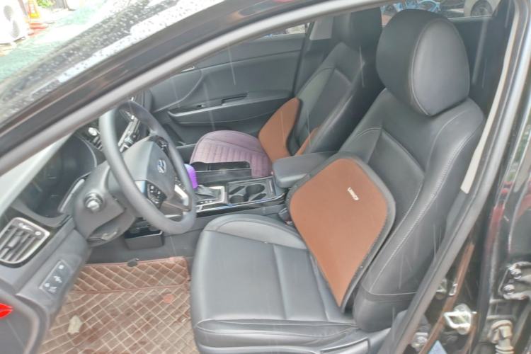 Used Hyundai Mistra 2014 1.8L Automatic Smart GLS Left Front Seat