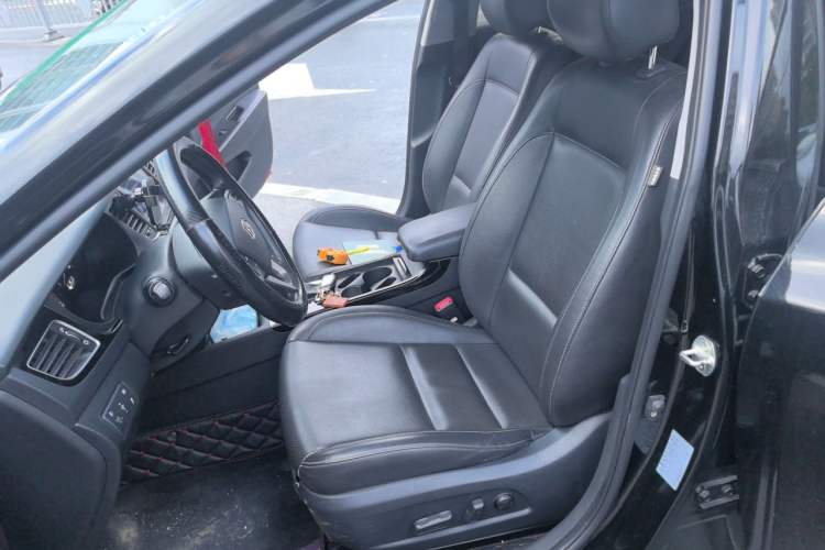 Used Hyundai Mistra 2014 1.8L Automatic Deluxe DLX Model Left Front Seat