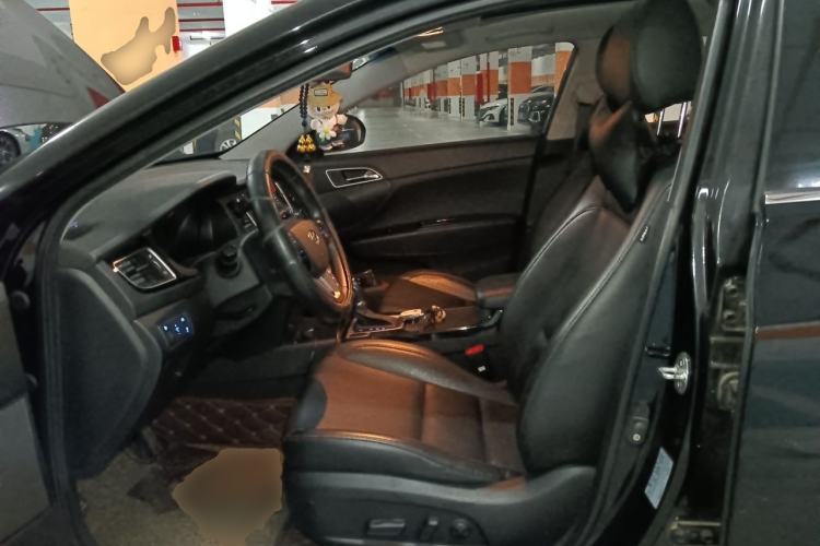 Used Hyundai Mistra 2014 1.8L Automatic Deluxe DLX Model Left Front Seat