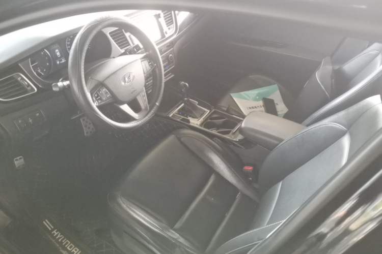 Used Hyundai Mistra 2014 1.8L Automatic Smart GLS Left Front Seat