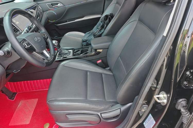 Used Hyundai Mistra 2014 1.8L Automatic Smart GLS Left Front Seat