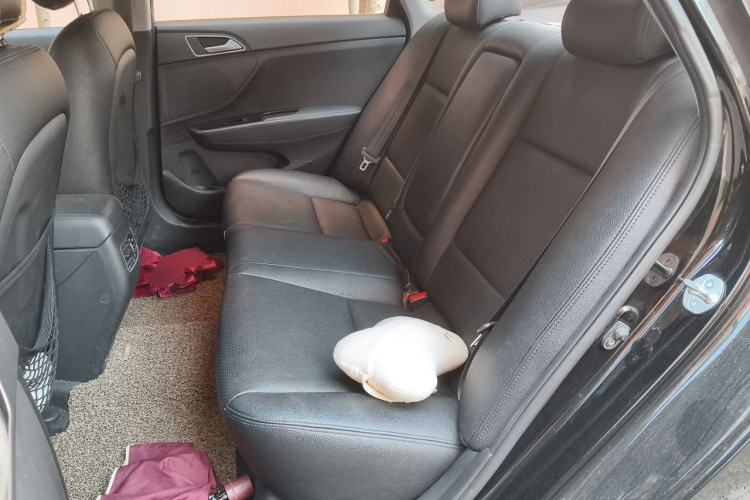 Used Hyundai Mistra 2014 1.8L Manual Comfort GL Model Left Rear Seat
