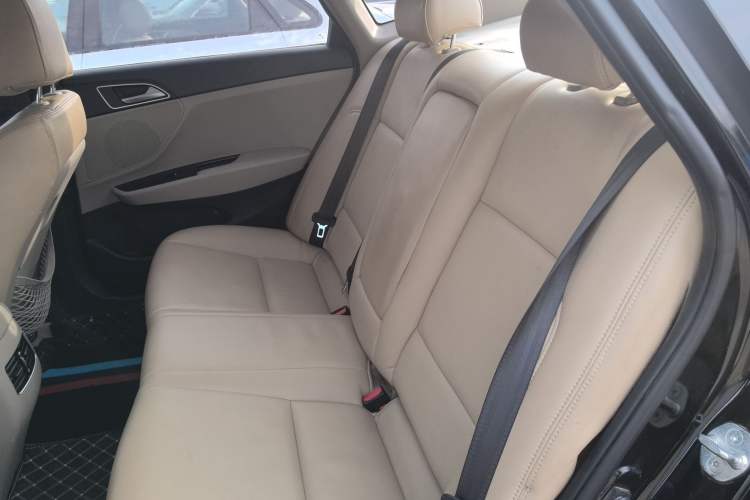 Used Hyundai Mistra 2014 1.8L Manual Comfort GL Model Left Rear Seat