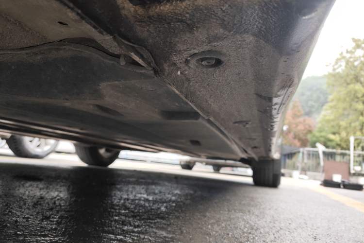 Used Hyundai Mistra 2014 1.8L Automatic Smart GLS Left Side Sill