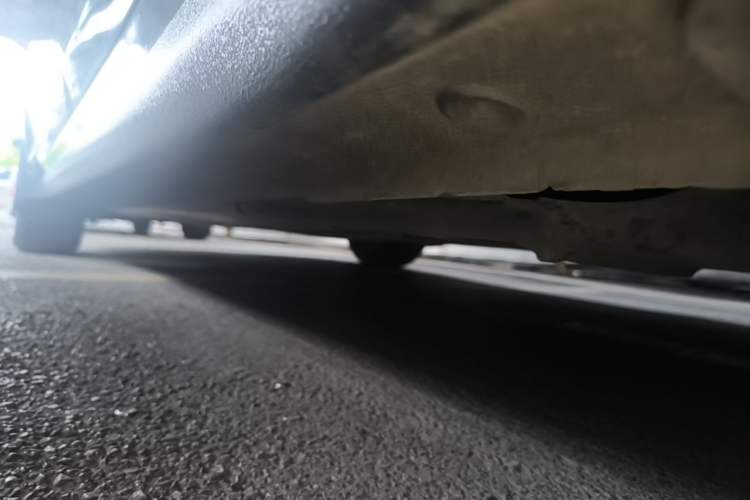 Used Hyundai Mistra 2014 1.8L Automatic Smart GLS Left Side Sill